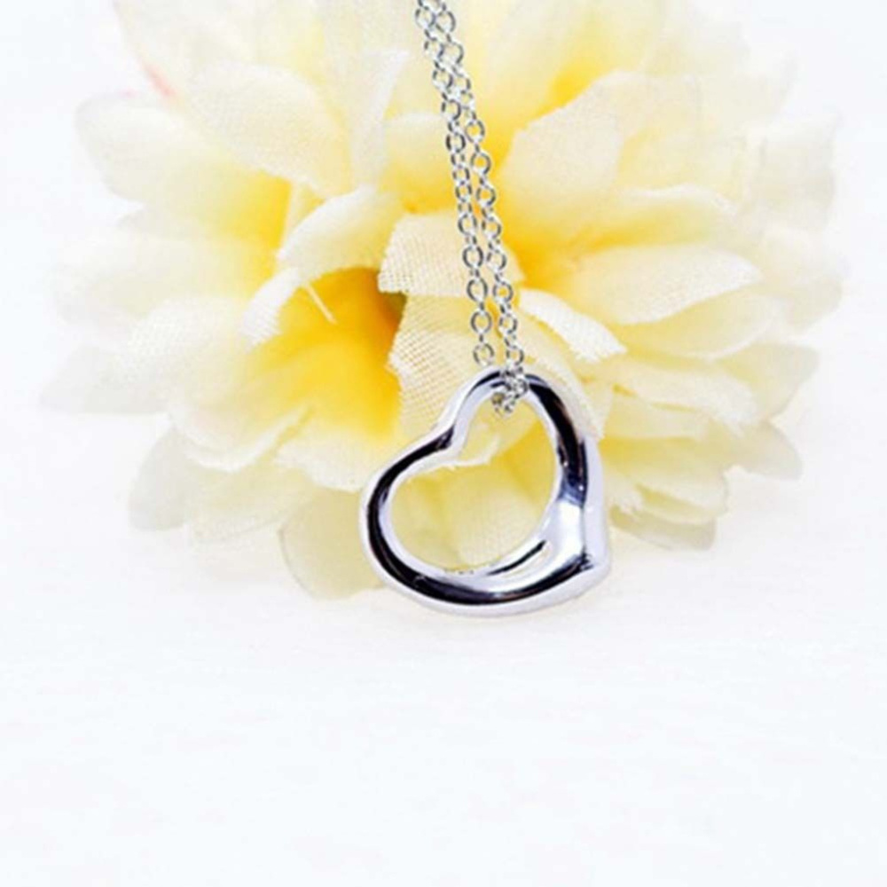 💓Silvertone Open Heart Pendant Chain Neckl - Picture 4 of 4